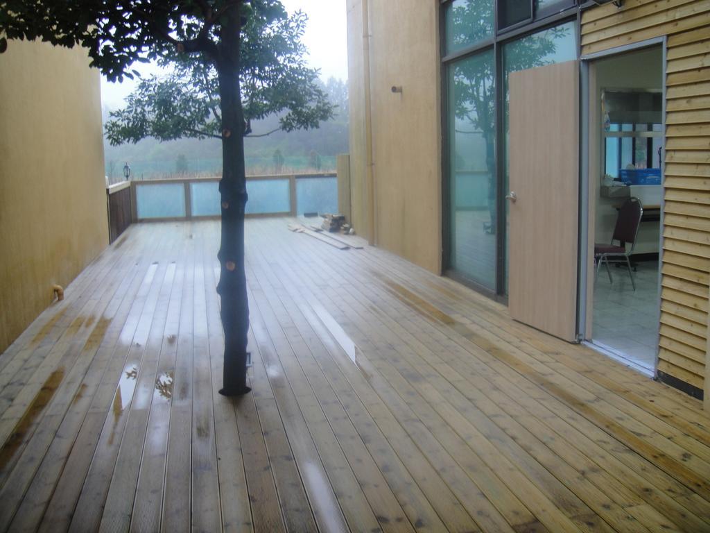 Geomunoreum Hostel Jeju Eksteriør billede