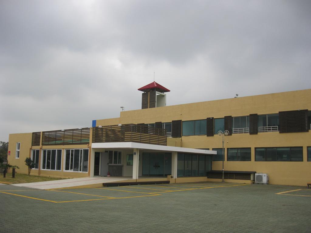 Geomunoreum Hostel Jeju Eksteriør billede