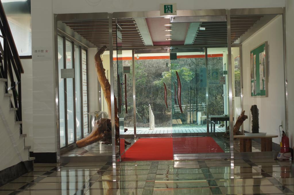 Geomunoreum Hostel Jeju Eksteriør billede