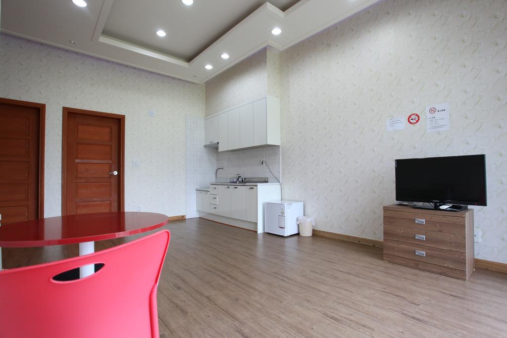 Geomunoreum Hostel Jeju Eksteriør billede