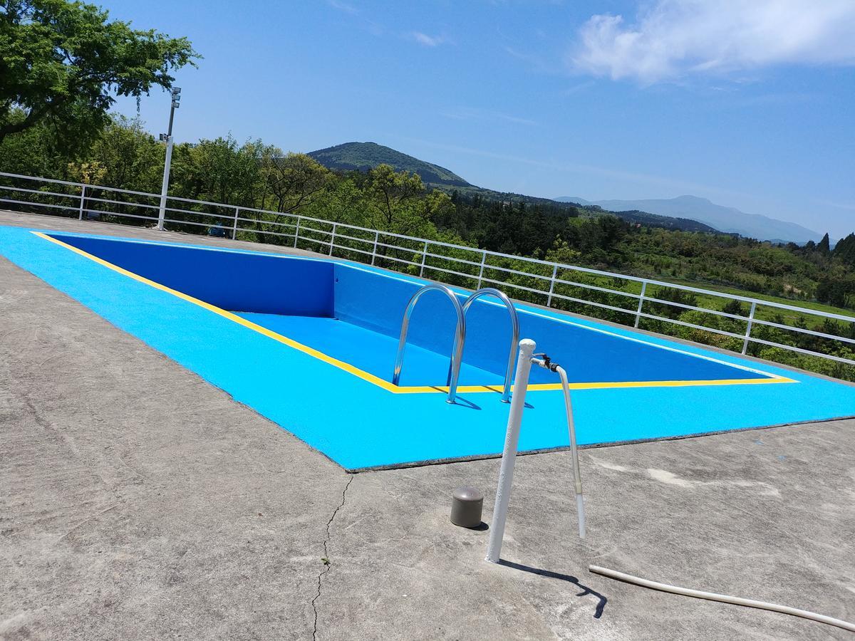 Geomunoreum Hostel Jeju Eksteriør billede